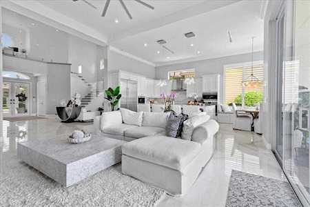 110 Dalena Way Palm Beach Gardens, FL 33418