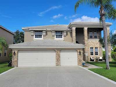 6573 Marbletree Lane Lake Worth, FL 33467