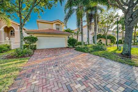 8803 Briarwood Meadow Lane Boynton Beach, FL 33473