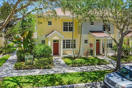 111 Santiago Drive #101 Jupiter, FL 33458