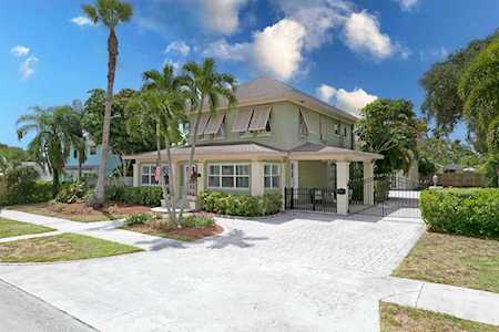 250 Foresteria Drive Lake Park, FL 33403