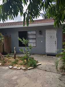 2337 Avenue Z Avenue #B Riviera Beach, FL 33404