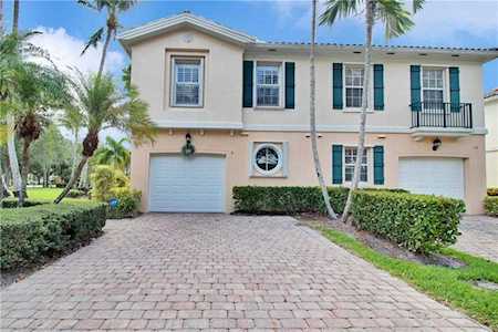 158 Santa Barbara Way Palm Beach Gardens, FL 33410