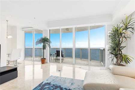 4240 Galt Ocean Dr #1605 Fort Lauderdale, FL 33308