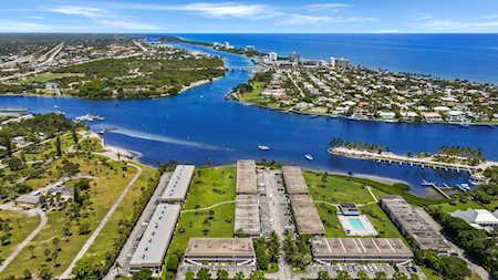 755 Saturn Street #F201 Jupiter, FL 33477