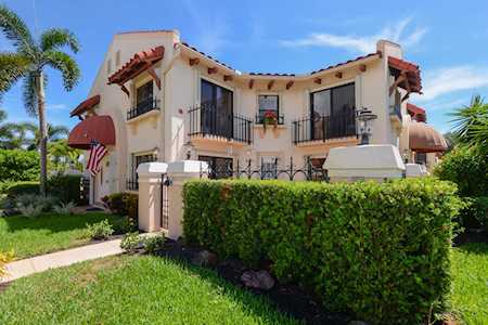 5 Uno Lago Drive Juno Beach, FL 33408
