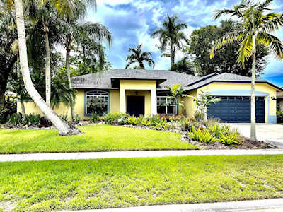 247 Monterey Way Royal Palm Beach, FL 33411