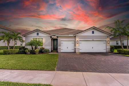 11961 Cypress Key Way Royal Palm Beach, FL 33411