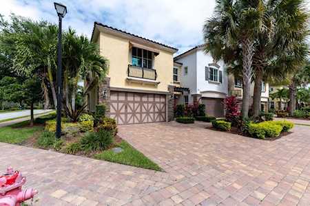 120 Sword Fern Place Wellington, FL 33414