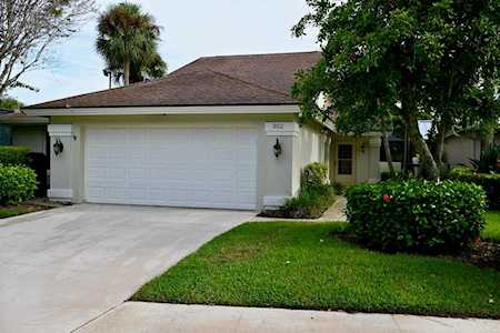 302 River Edge Road Jupiter, FL 33477