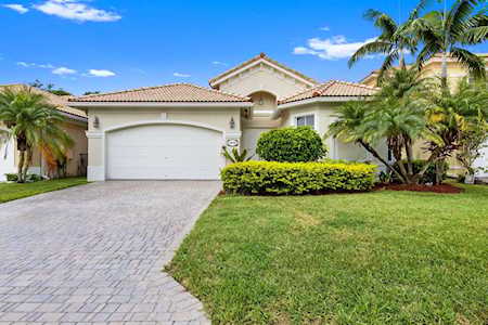 2415 Curley Cut West Palm Beach, FL 33411