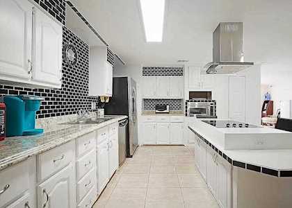 2555 Pga Boulevard #418 Palm Beach Gardens, FL 33410