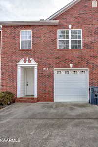 814 Blue Spruce Way Knoxville, TN 37912
