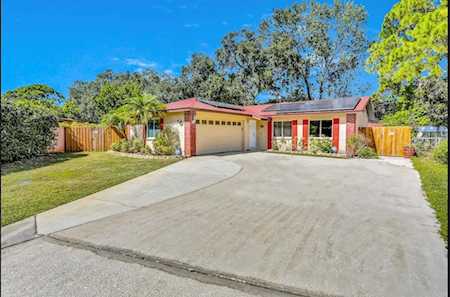 9398 94th St Seminole, FL 33777