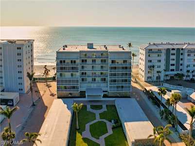 1977 N Gulf Shore Blvd #505 Naples, FL 34102