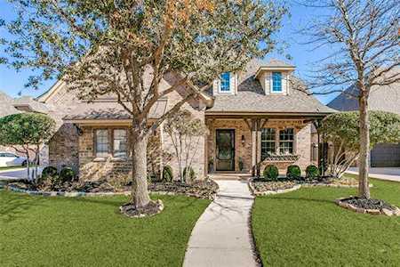 8108 Canyon Oak Drive North Richland Hills, TX 76182