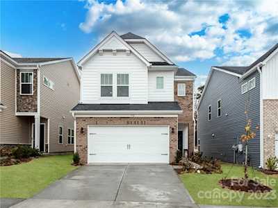 152 Ravensara Ave Fort Mill, SC 29715