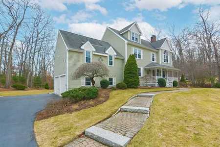 10 Whineys Way Attleboro, MA 02703