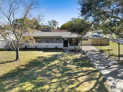 7401 Bay St NE St. Petersburg, FL 33702