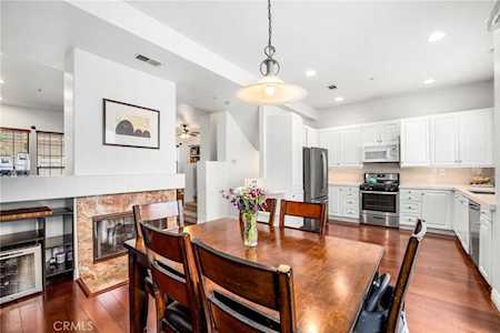 2918 Ballesteros Ln Tustin, CA 92782