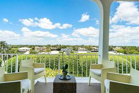 2275 S Ocean Boulevard #301a Palm Beach, FL 33480