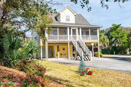 129 Tracy Drive Emerald Isle, NC 28594