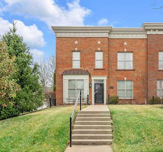 2583 Flying Ebony Dr Lexington, KY 40509