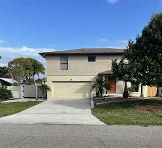 436 50th St W Palmetto, FL 34221