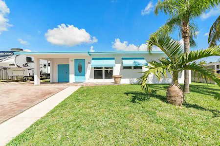 923 Garnett Street Lantana, FL 33462