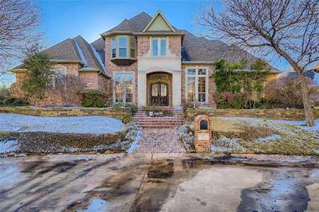 1816 O Henry Court Arlington, TX 76006