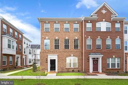 75 Jockey Dr La Plata, MD 20646