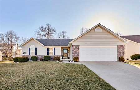 1114 Crystal Creek Parkway Wentzville, MO 63385