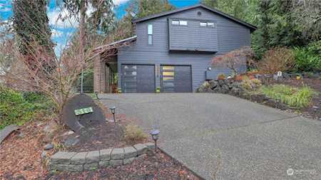 316 207th Ave NE Sammamish, WA 98074