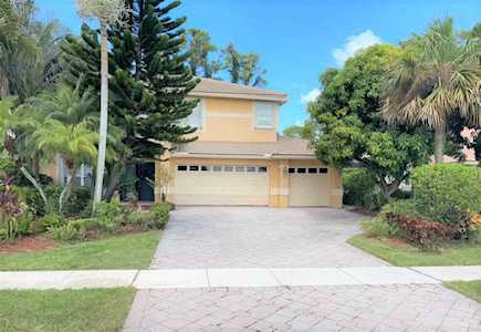 511 Cypress Crossing Wellington, FL 33414