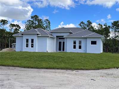 869 E Golden Gate Blvd Naples, FL 34120