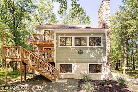 4 W Cherokee Trl Albrightsville, PA 18210