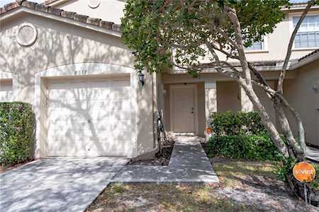 8617 N Southgate Shores #8617 Tamarac, FL 33321