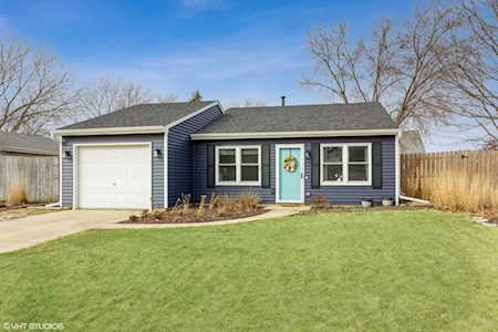 775 Shady Ln Aurora, IL 60506