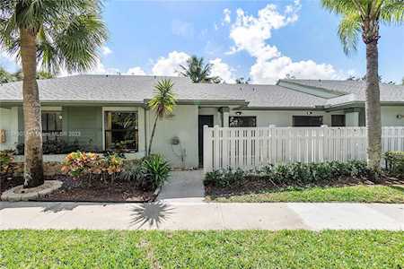 3897 N Carambola Cir N #29127 Coconut Creek, FL 33066