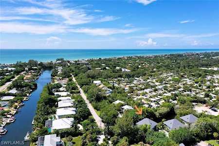 1039 Beach Rd #101 Sanibel, FL 33957