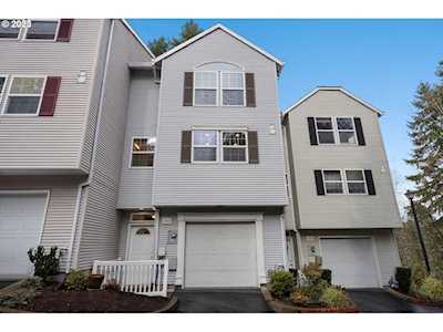 14185 SW Cougar Ridge DR Beaverton, OR 97008