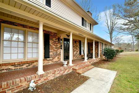 2116 E Providence Dr Charlotte, NC 28270