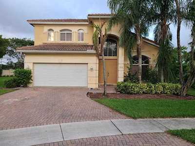 918 Gazetta Way West Palm Beach, FL 33413