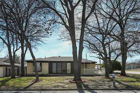 7717 Collett Drive White Settlement, TX 76108