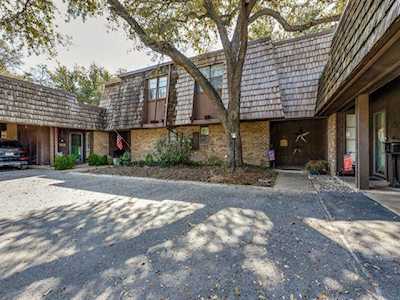 3027 Hulen Court Fort Worth, TX 76109
