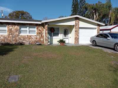 1748 W Lagoon CIRCLE Clearwater, FL 33765