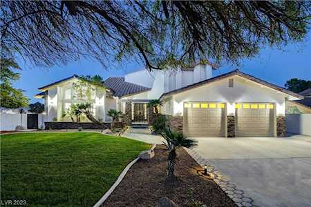 3110 S Tenaya Way Las Vegas, NV 89117