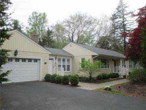470 Division St East Greenwich, RI 02818