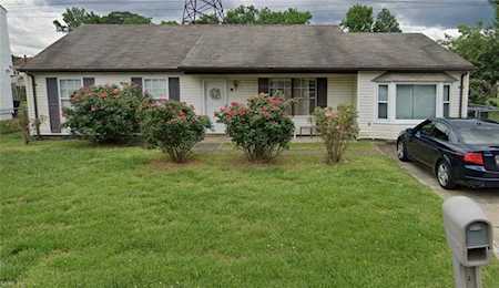 3709 Woodmere Dr Portsmouth, VA 23703