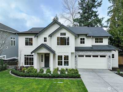 4625 149th Ave SE Bellevue, WA 98006